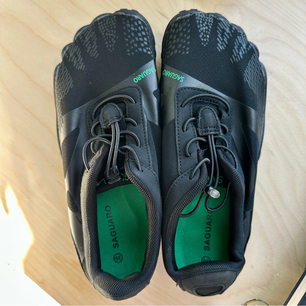 Saguaro Barefoot Sneakers Size W 8.5